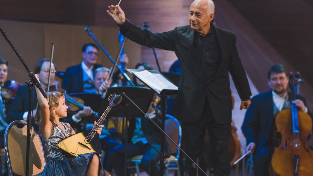 Російський скрипаль та диригент, народний артист РФ та України Володимир Співаков