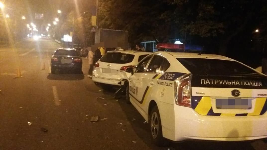 В центре Харькова произошло ДТП с полицейскими