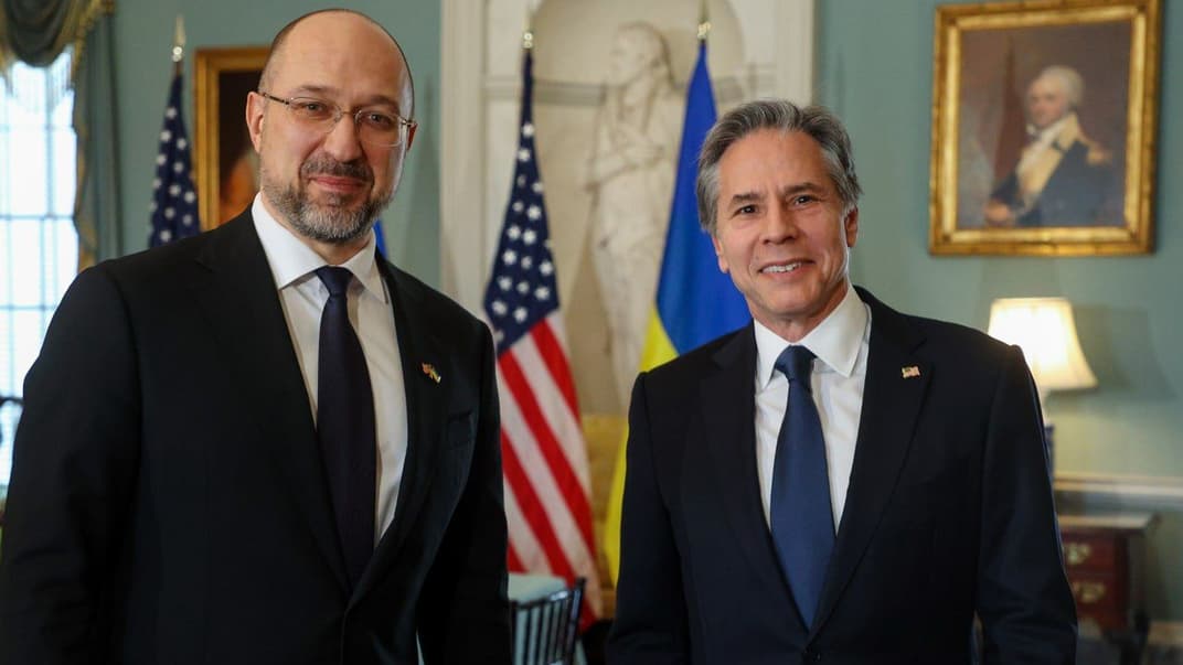 Прем'єр-міністр України Денис Шмигаль та держсекретар США Ентоні Блінкен під час зустрічі у Вашингтоні, 22 квітня 2022 року