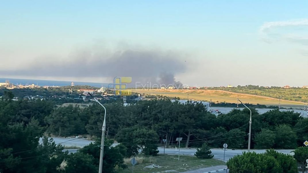 Пожар в результате атаки в российском Геленджике
