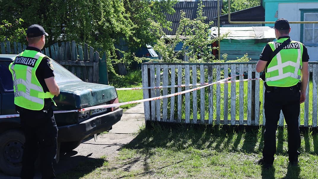 Поліція розслідує обставини загибелі родини на Житомирщині