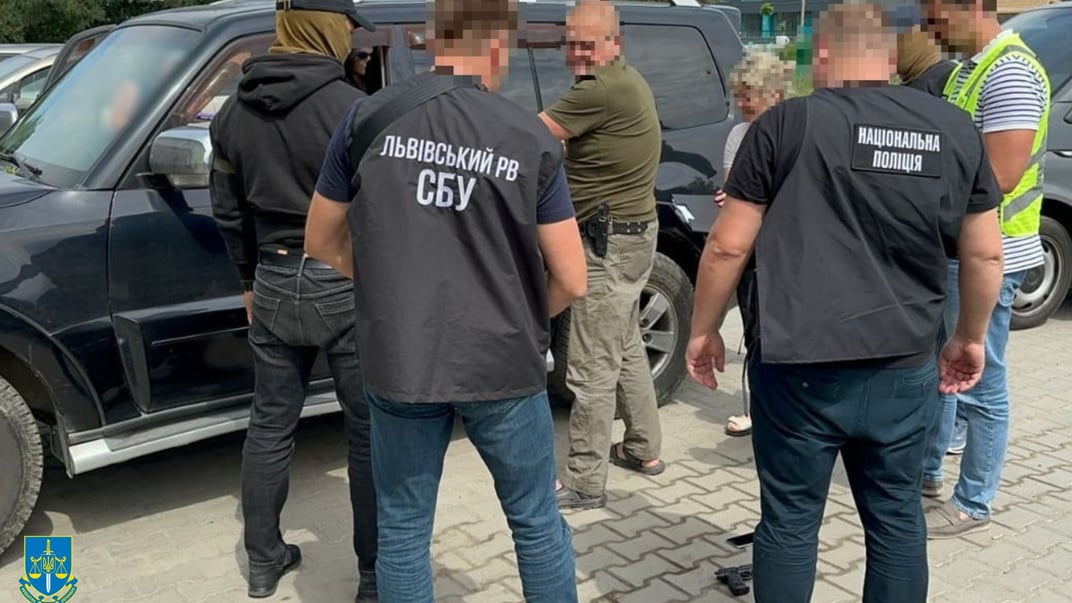 Затримані за підозрою у продажі зброї