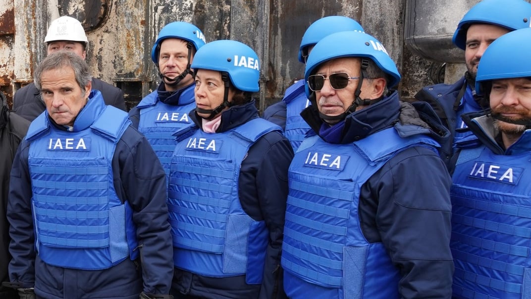 Представители МАГАТЭ во время визита на подстанцию «Киевская», 4 февраля 2025 года