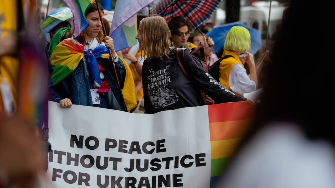 Учасниці «Маршу рівності» у Києві Ілюстративне фото. Учасниці «Маршу рівності» у Києві, 2024 рік