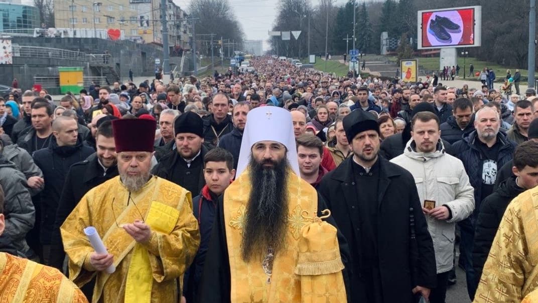 Крестный ход верующих Украинской православной церкви Московского патриархата в Виннице, 8 марта 2020
