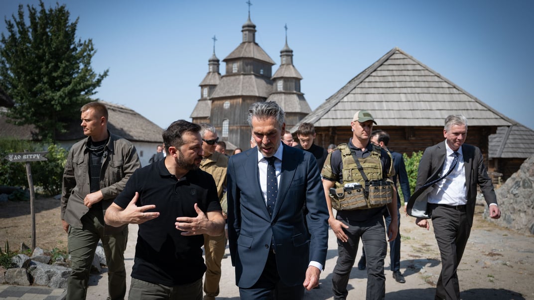 Премьер-министр Нидерландов Дик Схооф во время визита в Запорожье 2 сентября 2024 года