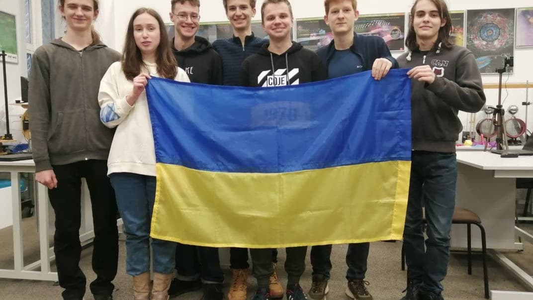 Украинская команда завоевала сразу 9 медалей на Международной олимпиаде по астрономии и астрофизике