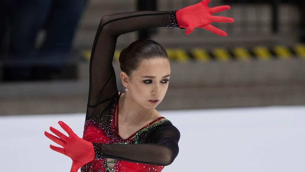 Російська фігуристка Каміла Валієва на чемпіонаті Європи з фігурного катання в Таллінні, Естонія, 15 січня 2022 року