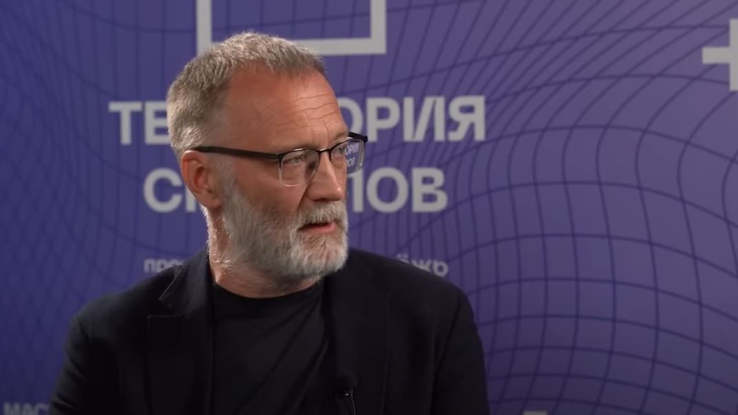 російський пропагандист Сергій Міхєєв, який позиціонує себе як «політолог»