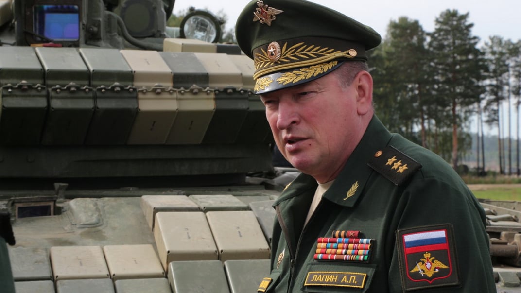 Олександр Лапін
