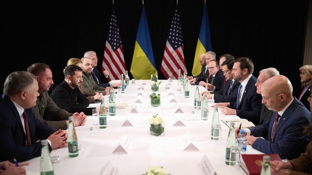 Зустріч президента Володимира Зеленського із віцепрезидентом США Джей Ді Венсом у Мюнхені 14 лютого 2025 року