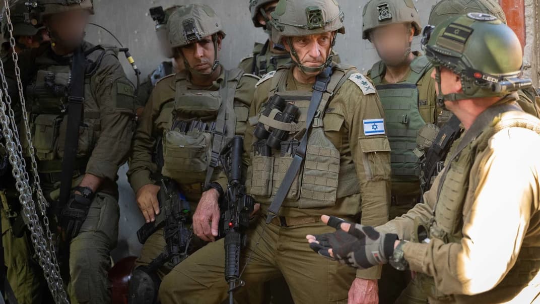 Глава штаба ЦАХАЛ, генерал-лейтенант Херци Ха-леви в Секторе Газа