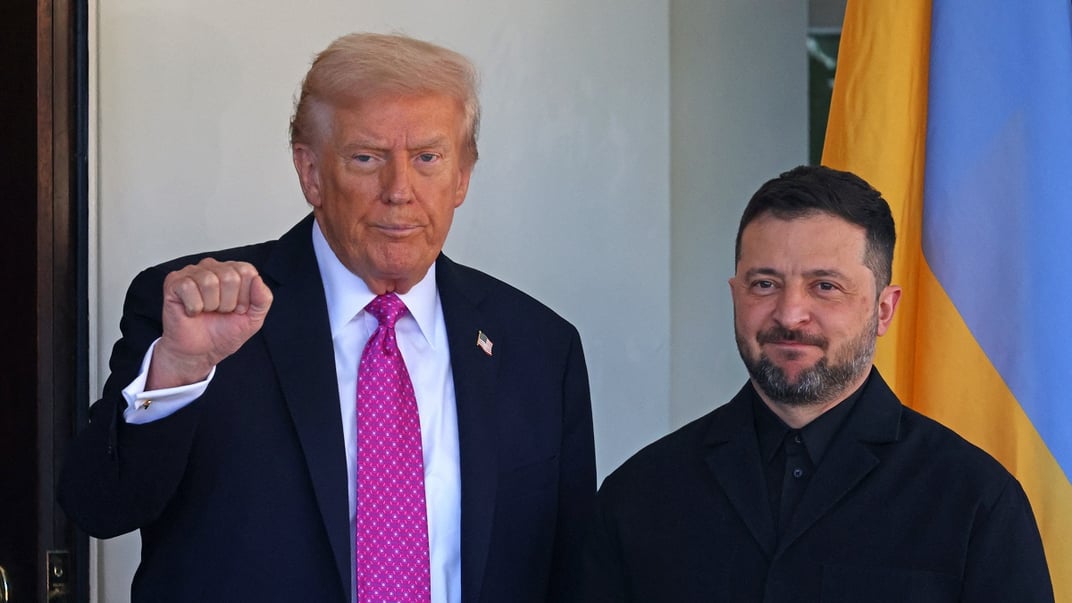 Президент США Дональд Трамп зустрічає президента України Володимира Зеленського у Білому домі, 17 жовтня 2025 року