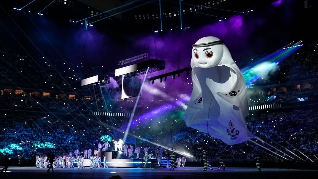 Талісман турніру на церемонії відкриття Чемпіонату світу з футболу перед матчем між Катаром і Еквадором на стадіоні «Ель-Байт» у Катарі, 20 листопада 2022 року