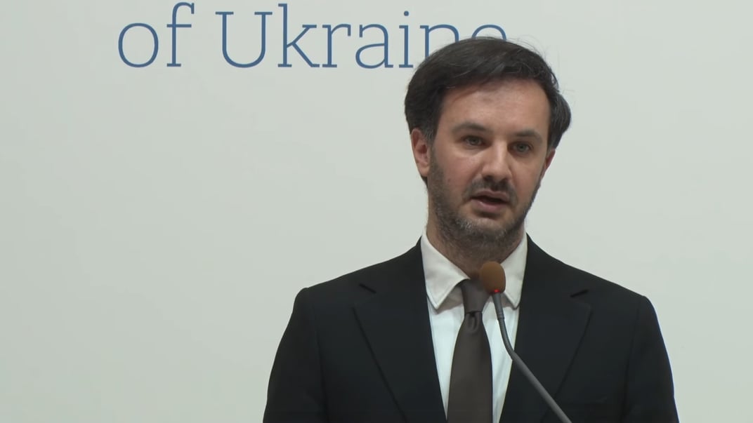 Речник МЗС Георгій Тихий виступає на брифінгу 21 березня