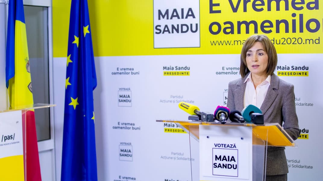 Лидер партии «Действие и солидарность», кандидат в президенты Молдовы Майя Санду на брифинге, Кишинев, 6 ноября 2020 года