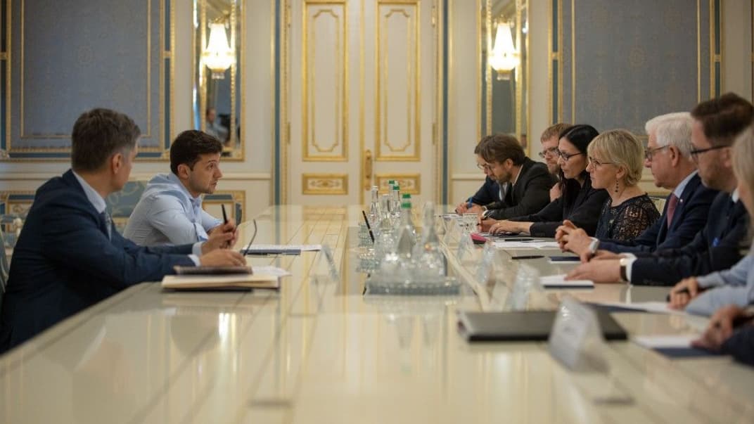 Зустріч президента Володимира Зеленського з міністрами закордонних справ Польщі та Швеції Яцеком Чапутовичем і Маргот Вальстрьом, 31 травня 2019 року