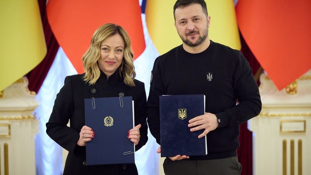 Президент Украины Владимир Зеленский и премьер-министр Италии Джорджа Мелони подписали соглашение о безопасности, 24 февраля 2024 года
