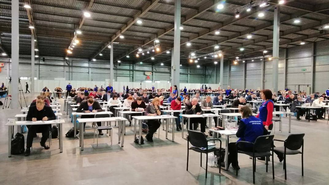 У Києві почали тестували кандидатів до Антикорупційного та Верховного судів