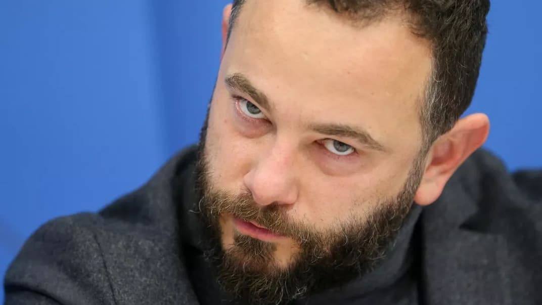 Народний депутат Олександр Дубінський під час пресконференції на тему: «Посадові особи США стали жертвами українських аферистів», в інформаційному агентстві УНІАН, у Києві, 18 січня 2021 року