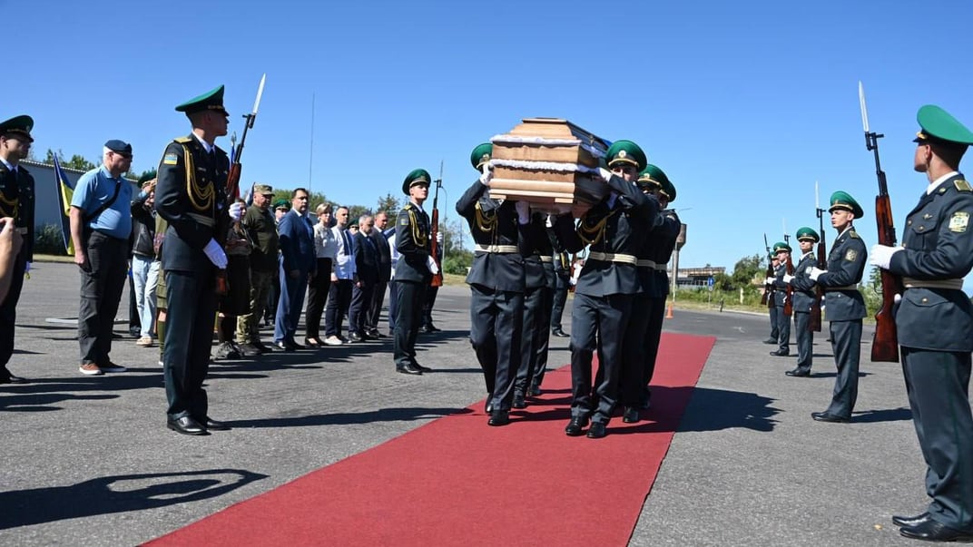 Євгена Коновальця зустріли в Україні