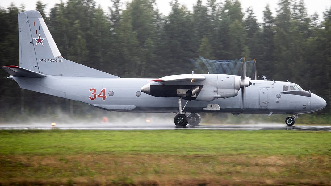 російський Ан-26