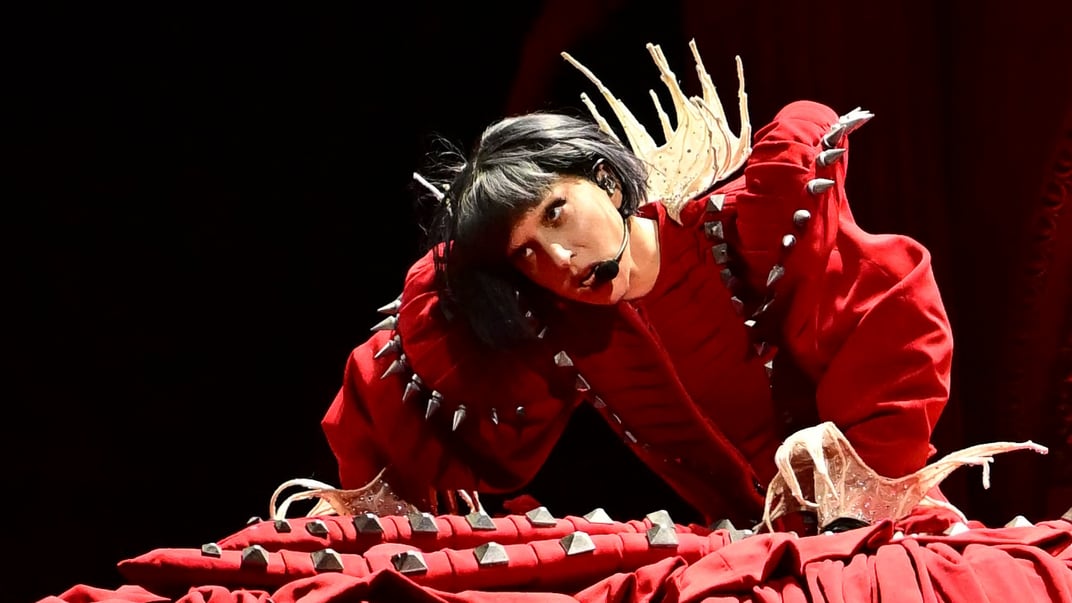 Американська співачка Леді Гага виступає під час репетиції на пляжі Копакабана в Ріо-де-Жанейро, Бразилія