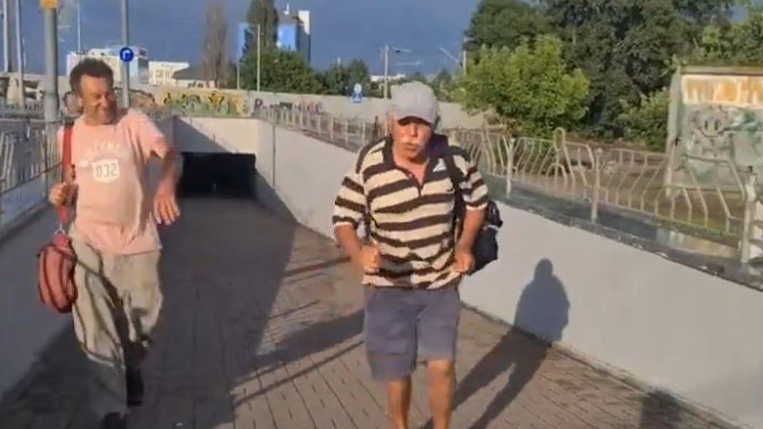 Мужчины, напавшие на волонтерку в Киеве