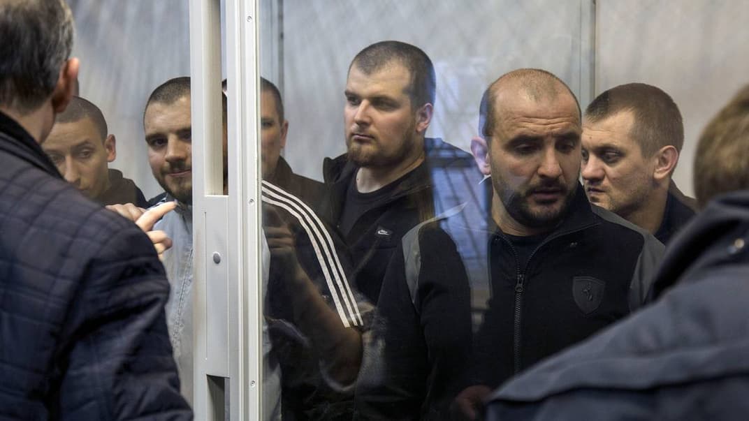 Слева направо: Денис Зеленкин, Сергей Смирнов, Артем Матюшин, Виктор Власюк, Максим Владимеренков.