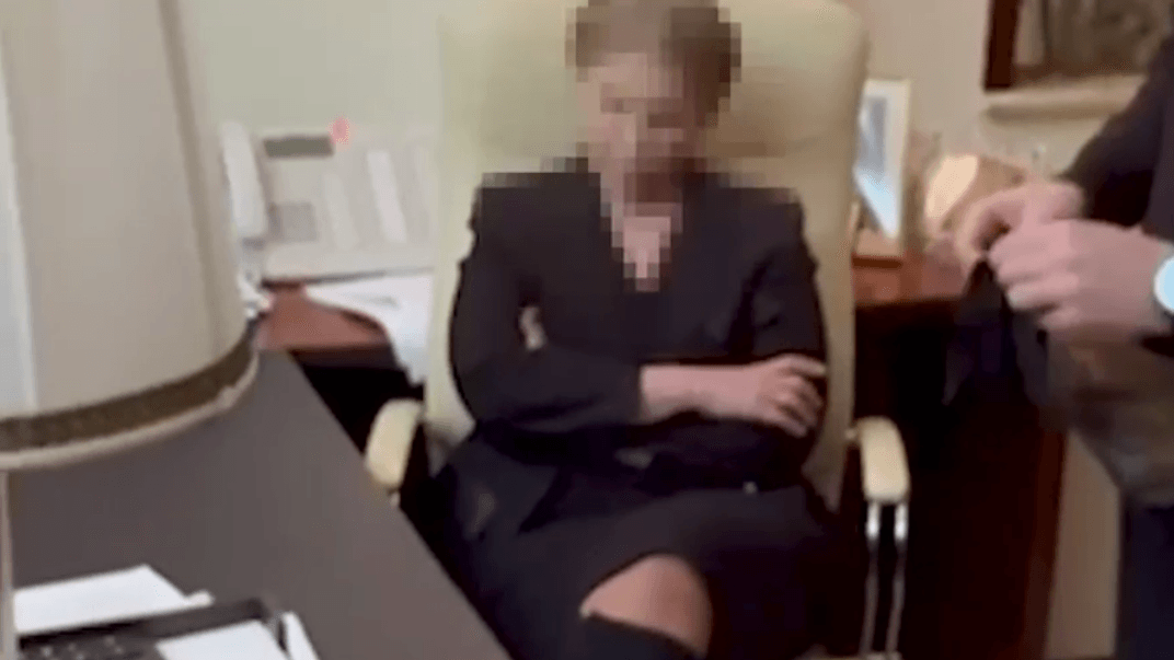 Юлія Тимошенко під час обшуку в офісі партії