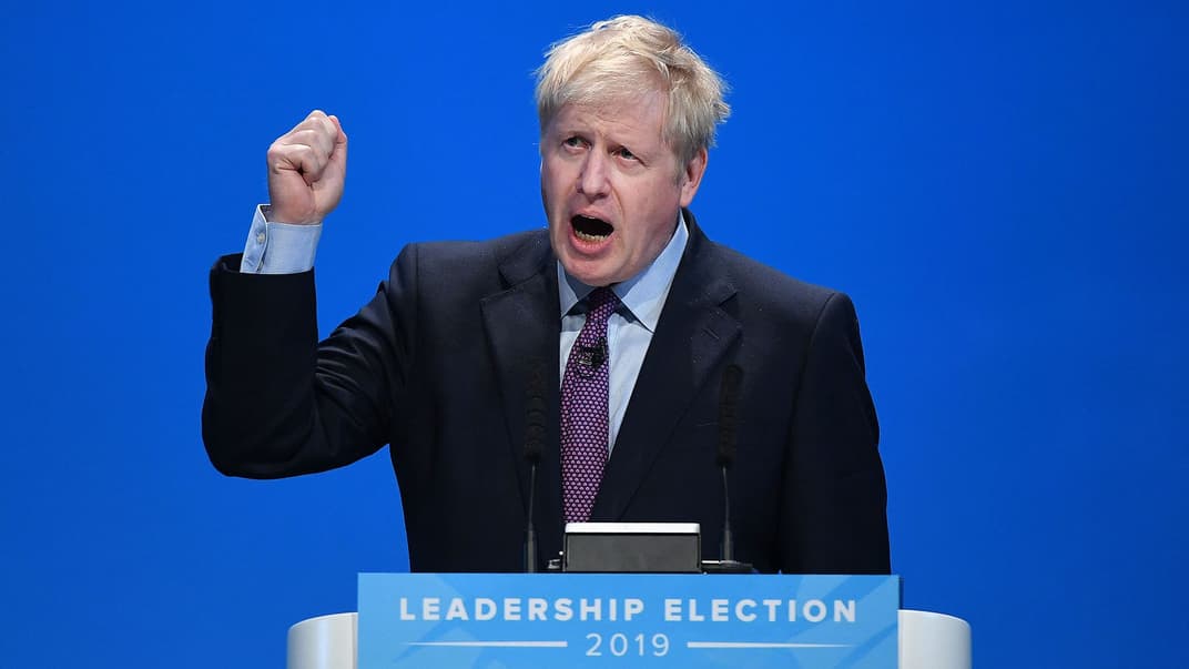 Экс-министр иностранных дел Великобритании Борис Джонсон выступает перед членами консервативной партии во время выборов руководства партии, Бирмингем, 22 июня 2019
