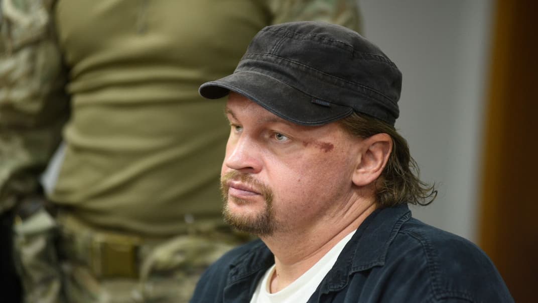 Максим Кривош, захвативший автобус с заложниками в Луцке, в Луцком районном суде перед избранием меры пресечения, Луцк, 23 июля 2020 года