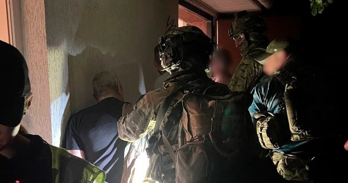 У Києві затримали водія, який, за даними слідства, влаштував стрілянину під час дорожнього конфлікту в Оболонському районі.

Між водіями сталася дорожня суперечка через з’ясування пріоритету на дорозі, кажуть у поліції