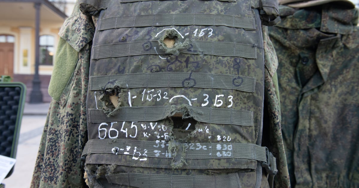 У Фінляндії продавець «бронежилета полоненого російського військового» визнав, що не знав, кому належала річ.

Історію про те, що товар нібито належав полоненому росіянину, він написав, щоб підігріти інтерес до продажу