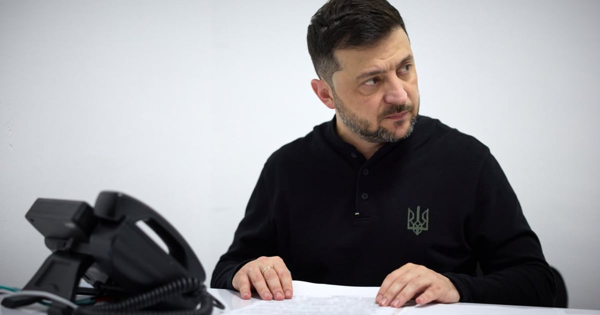 Зеленський обговорив "чутливі питання" на зустрічі з фракцією "Слуга Народу"