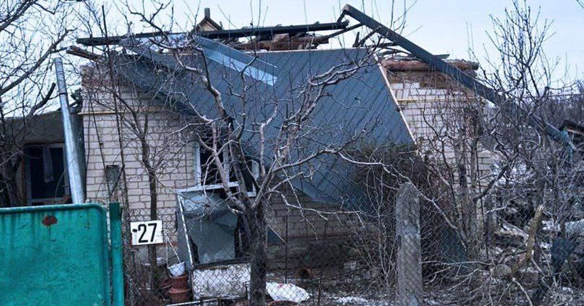 Одна людина загинула, ще семеро зазнали поранень унаслідок атак на Запоріжжя: головне