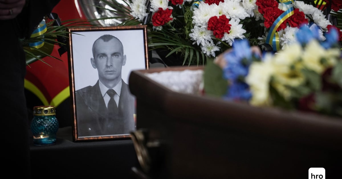 Kyiv mourns firefighter killed in Russian double-tap strike on January 9