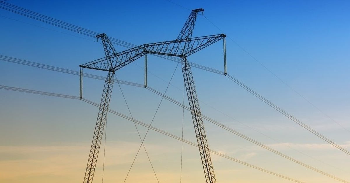 Уночі росіяни вдарили по об’єкту енергетичної інфраструктури Чернігівщини. Без світла залишилися понад 340 тисяч абонентів.

Енергетики приступлять до аварійно-відновлювальних робіт щойно дозволить безпекова ситуація