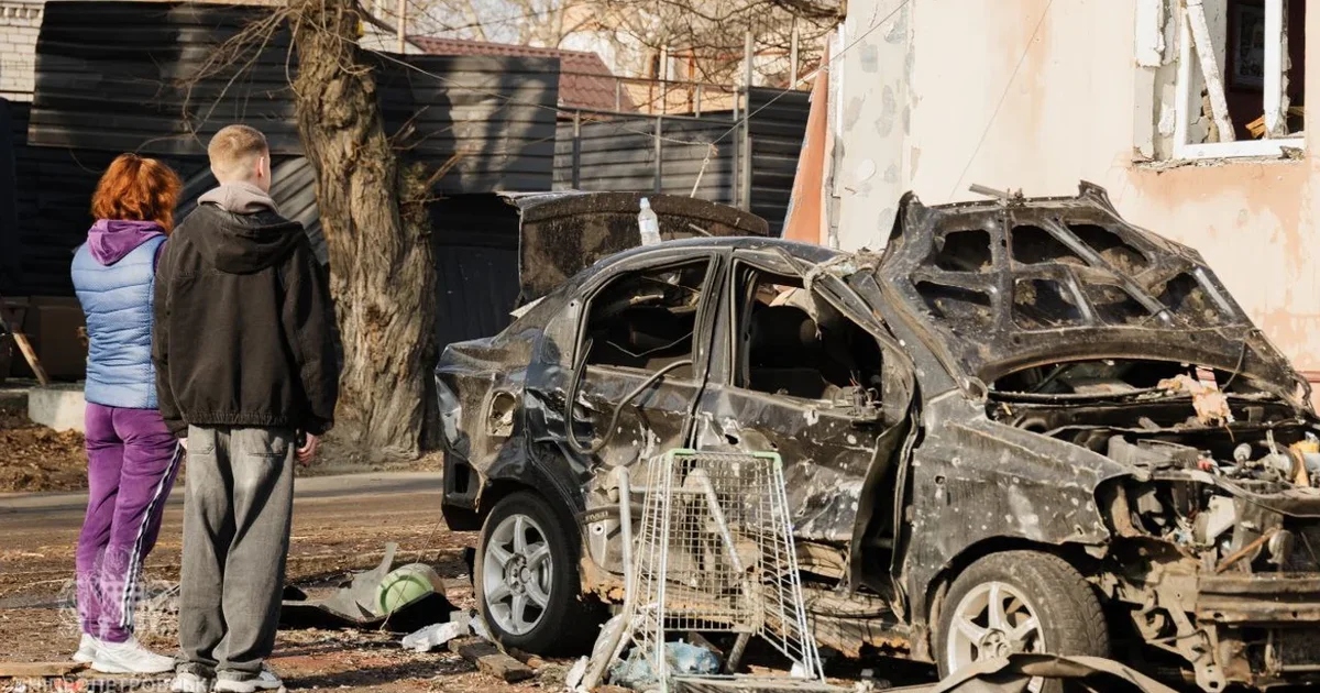 За 12 років російської агресії втрати України оцінюються у понад трильйон доларів. Ця сума охоплює не лише руйнування інфраструктури, а й екологічну шкоду, втрати бізнесу та людського капіталу