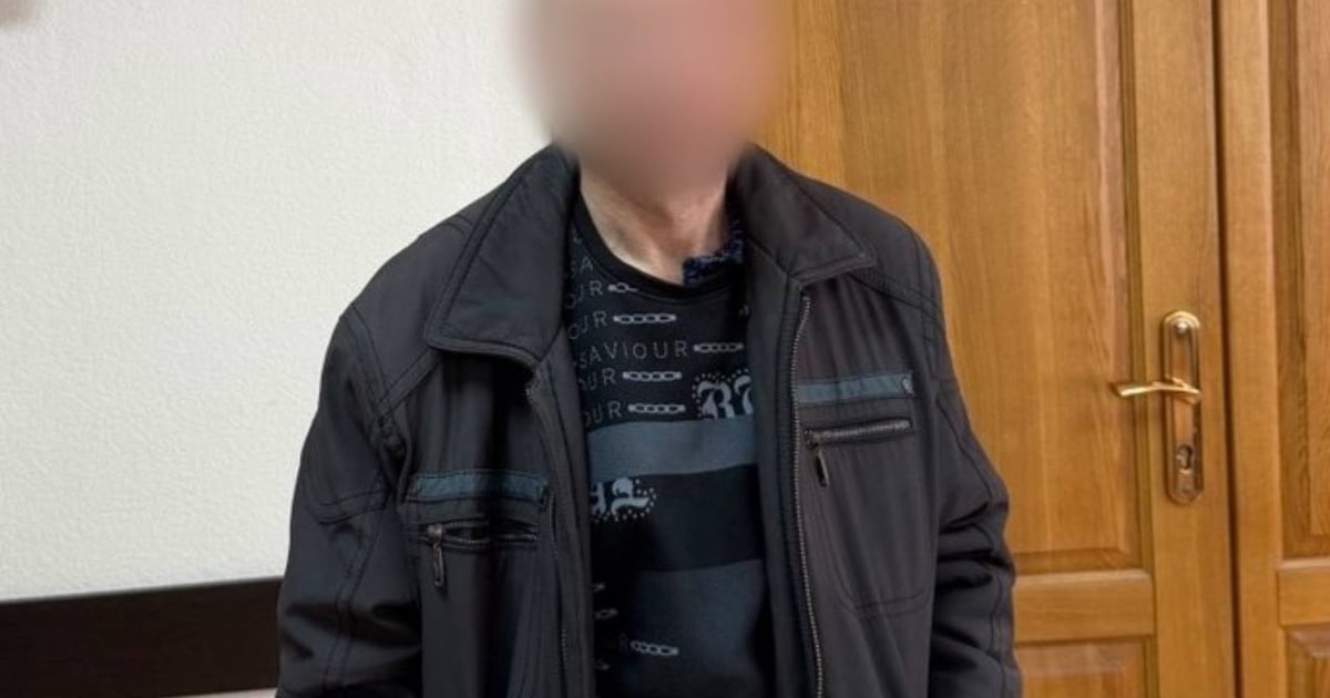 На Харківщині 16-річна дівчина з інтелектуальними порушеннями народила дитину. 

За даними ДНК-дослідження, батьком новонародженої є рідний батько дівчини. Йому вручили підозру у зґвалтуванні