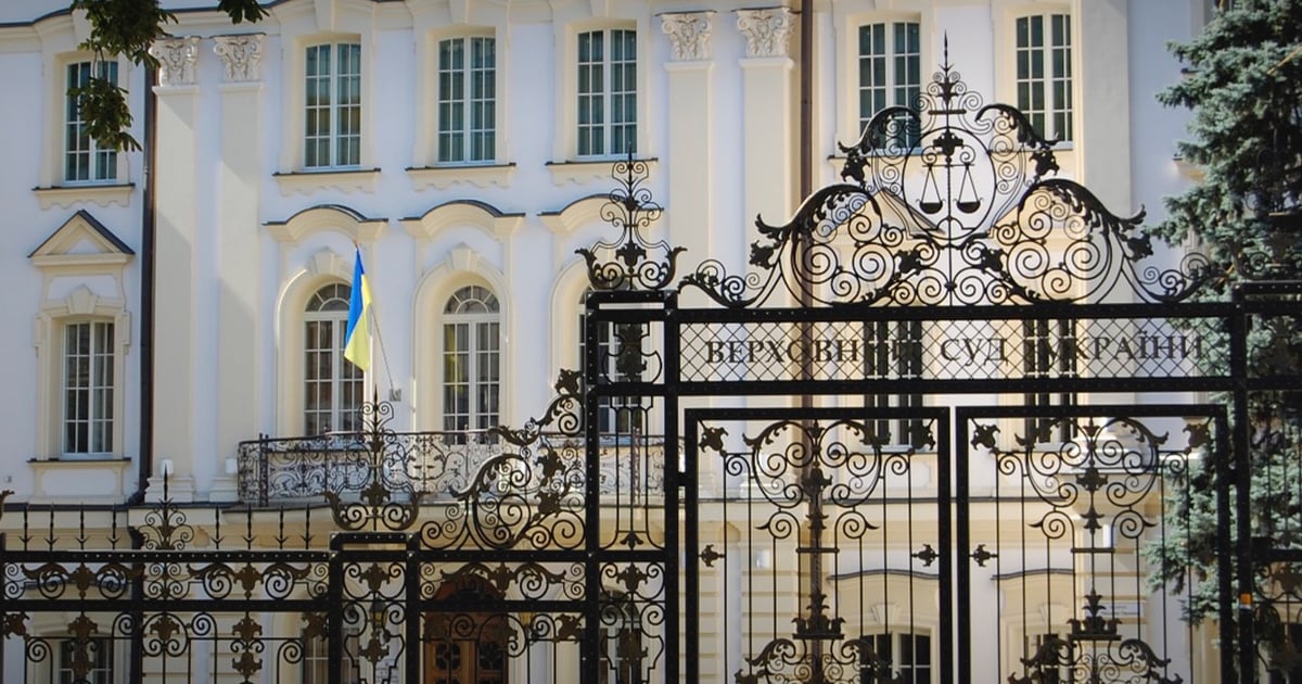 НАБУ прокоментувало інформацію про отримання їхнім детективом у подарунок нерухомості від батька — підозрюваного у справі про корупцію у Верховному Суді.

Зараз Бюро проводить службове розслідування