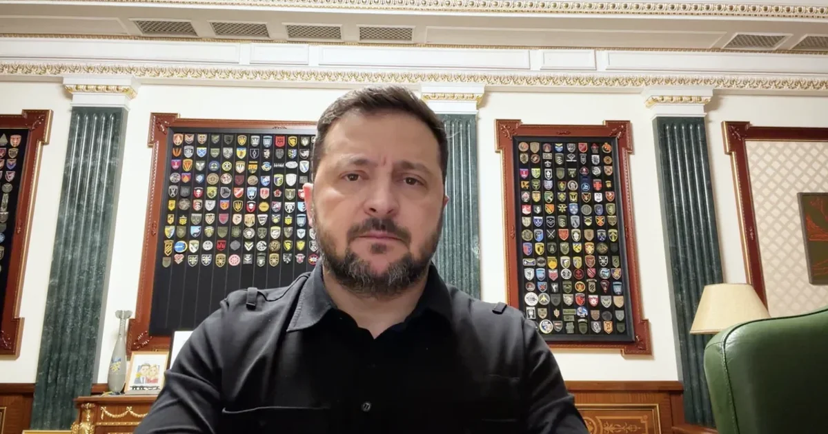 Україна запропонувала росії укласти енергетичне перемир’я — Зеленський.

«Якщо росія буде готова припинити удари по нашій енергетиці, ми будемо готові відповісти їм дзеркально», — каже президент