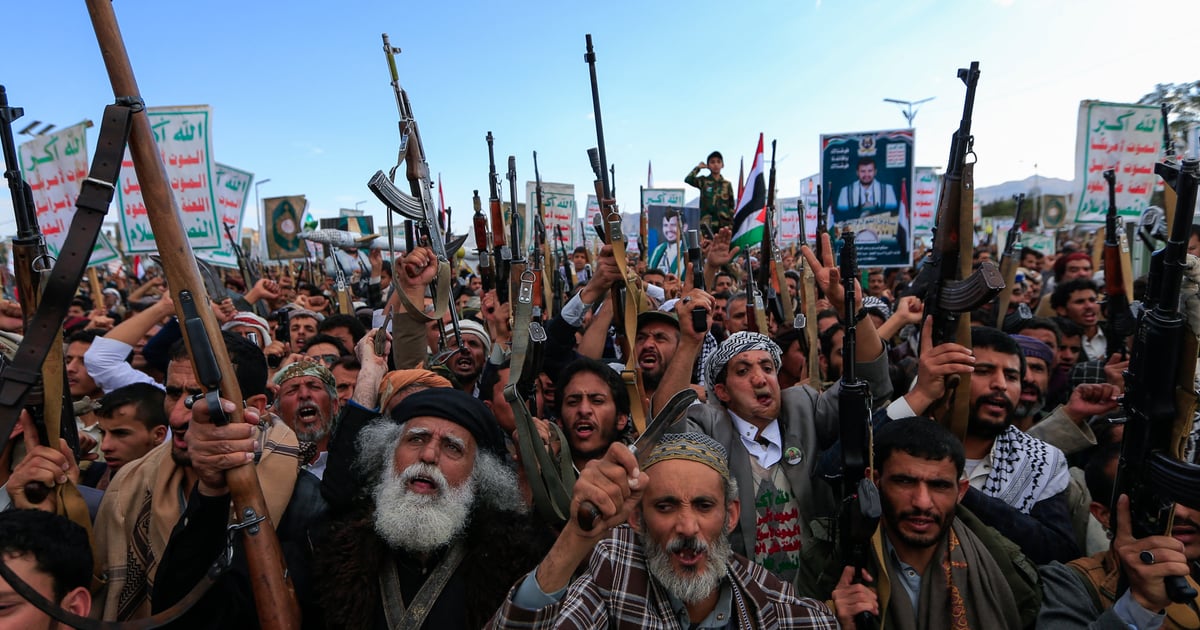 Хусити долучаються до війни на Близькому Сході. Це ще більша загроза світовому судноплавству - медіа