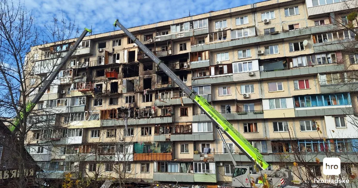 Кількість загиблих унаслідок обстрілу Києва зросла: у лікарні померла поранена жінка