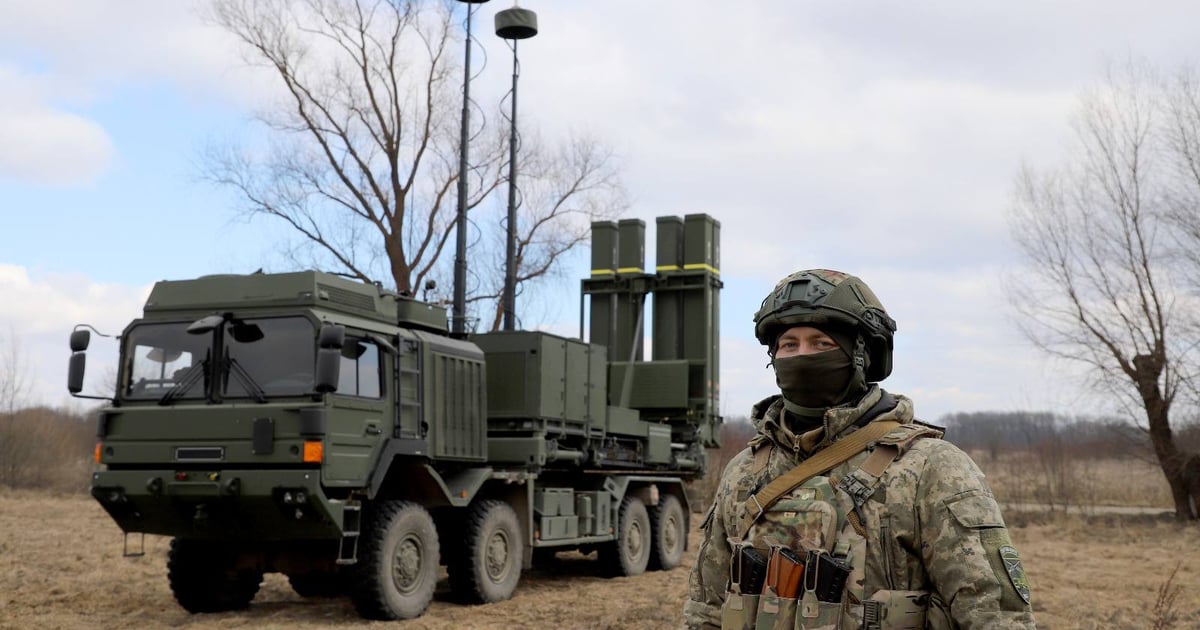 Сили ППО знешкодили 25 із 34 ракет і 365 із 392 дронів, які запустила росія.

6 ракет та 27 ударних БпЛА влучили на 22 локаціях. Ще на 10 локаціях упали збиті дрони або їхні уламки