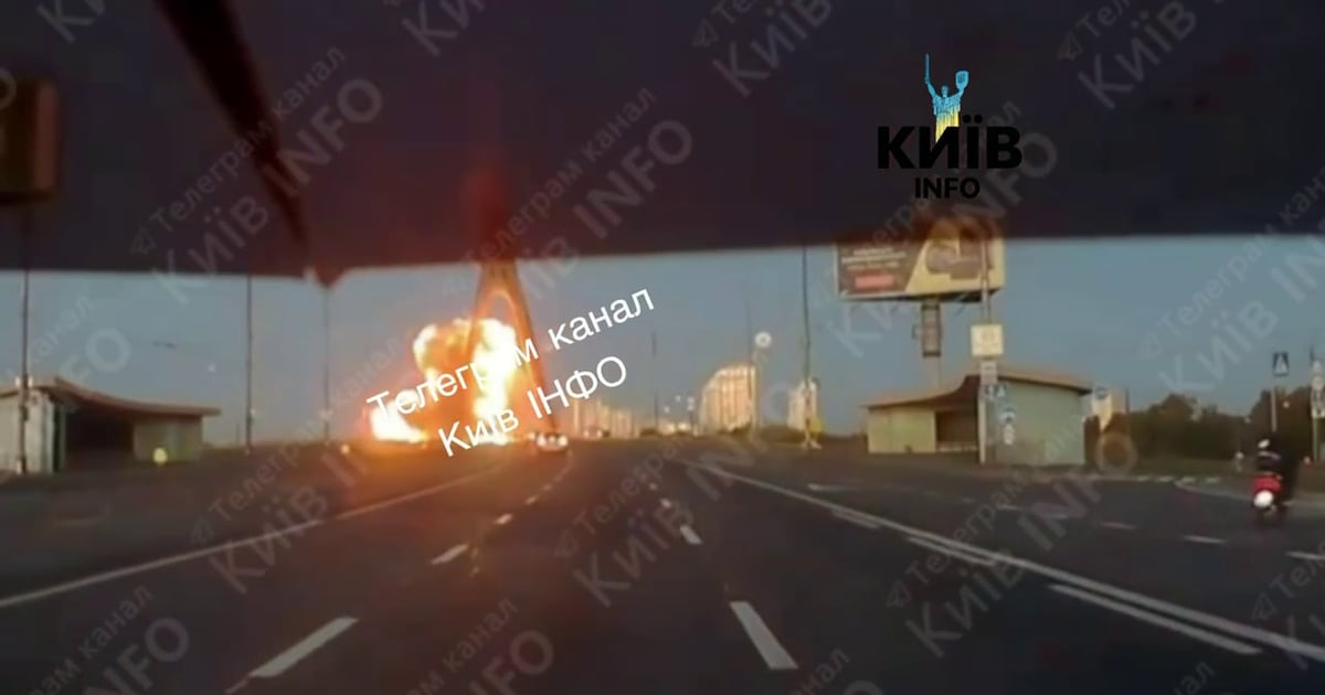 росіяни влучили в Північний міст у Києві, рух через нього перекрили