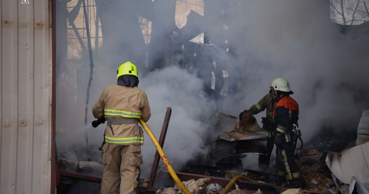 Уночі армія рф атакувала Україну 144 ударними безпілотниками.

Зафіксовано влучання 19 БпЛА на 11 локаціях, а також падіння уламків на 6 локаціях. Про наслідки російських атак — у новині