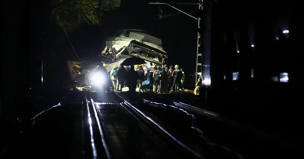 В Іспанії сталася ще одна аварія потяга: машиніст загинув, десятки поранених