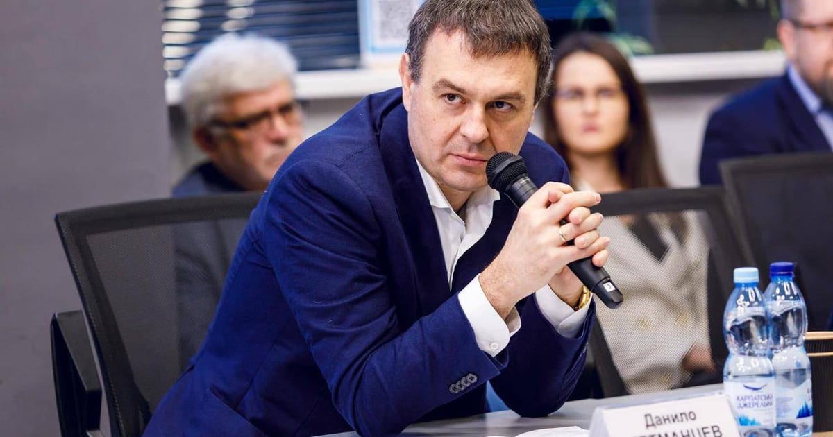 Мінцифри заявили про «системні публічні атаки» з боку народного депутата і голови фінансового комітету парламенту Данила Гетманцева. 

Там вважають, що депутат має конфлікт інтересів щодо реформи сфери азартних ігор, яку проводить міністерство