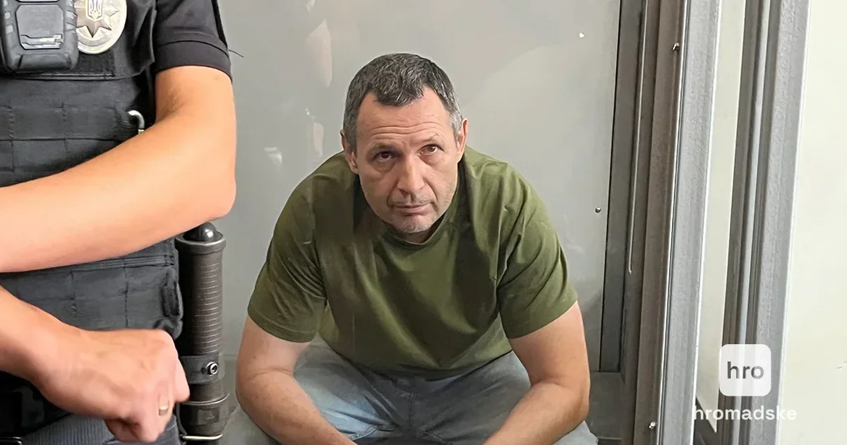 Обвинувачений у вбивстві народного депутата Андрія Парубія Михайло Сцельніков приблизно рік готувався до злочину й сам запропонував росіянам співпрацю.

Про це начальник Головного слідчого управління СБУ Андрій Швець розповів в інтерв’ю «Цензор.НЕТ»